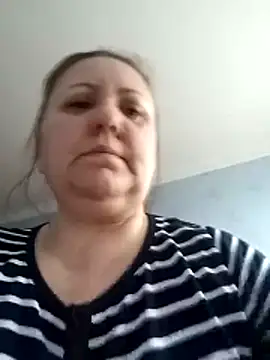 Snapshot of LockyCharm111 chatting on 02.13.26 LockyCharm111 online show from 02.13.26