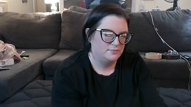 FreaksOffALeash3261 online show from 02.13.26