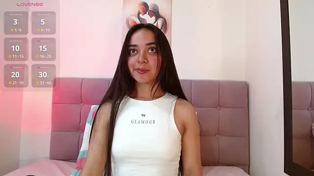 Snapshot of Evangeline_wish chatting on 05.13.26 Evangeline wish online show from 05.13.26