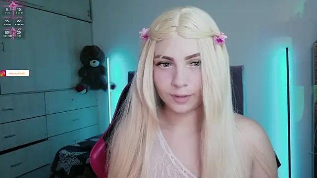 Snapshot of alessia_dolce chatting on 05.22.26 alessia dolce online show from 05.22.26