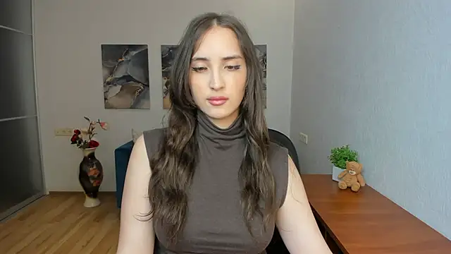 Snapshot of Effy_Royse chatting on 06.14.26 Effy Royse online show from 06.14.26
