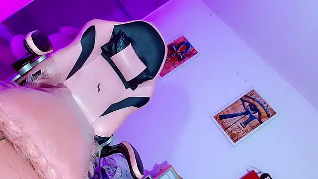 Snapshot of sexy_girlts chatting on 04.26.26 sexy girlts online show from 04.26.26