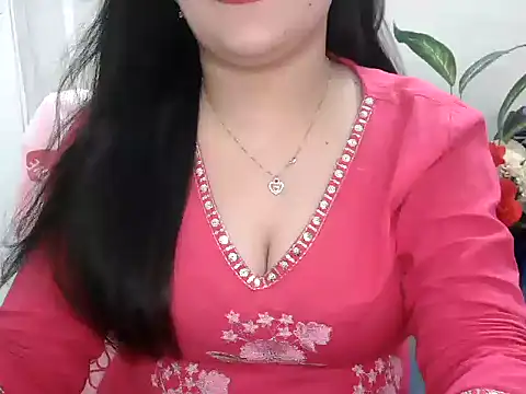 Snapshot of _chitranshi chatting on 06.29.26 chitranshi online show from 06.29.26