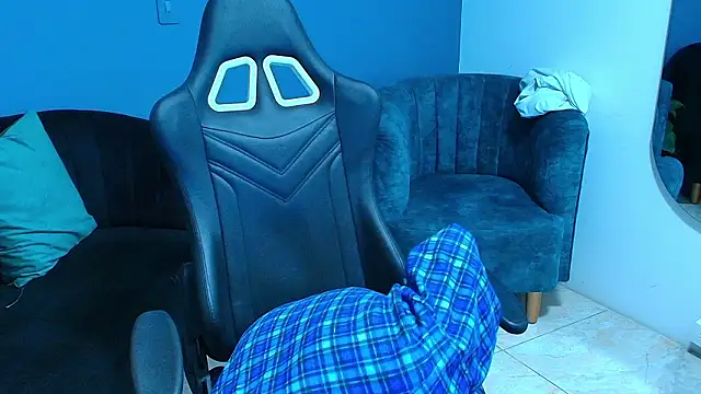 Snapshot of Noah-JONES chatting on 03.01.26 Noah-JONES online show from 03.01.26