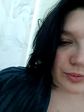 Snapshot of HornyCumBitch chatting on 02.28.26 HornyCumBitch online show from 02.28.26