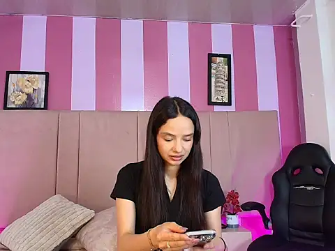 Snapshot of Sweet_Sofiii_ chatting on 02.23.26 Sweet Sofiii online show from 02.23.26