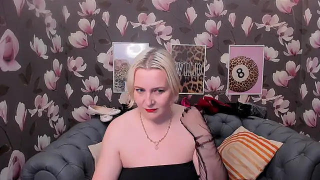 Victoria Notti online show from 04.15.26