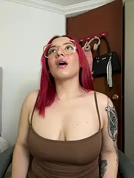 Snapshot of GoonetteMessy chatting on 02.18.26 GoonetteMessy online show from 02.18.26