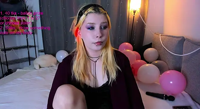 WarmAtEdges online show from 02.18.26