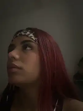 Snapshot of TiffanySander chatting on 02.28.26 TiffanySander online show from 02.28.26