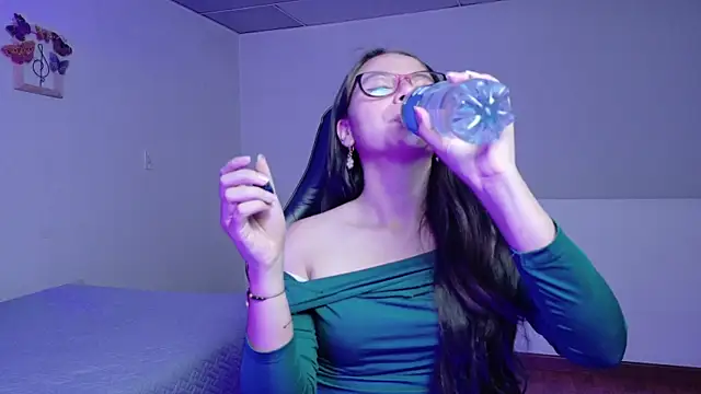 Mei hells online show from 03.29.26