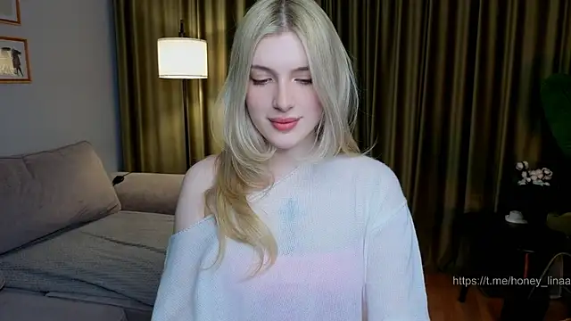 Snapshot of honey_kors chatting on 05.11.26 honey kors online show from 05.11.26
