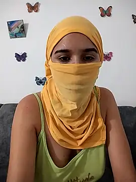 Snapshot of sarah_Dau chatting on 02.22.26 sarah Dau online show from 02.22.26