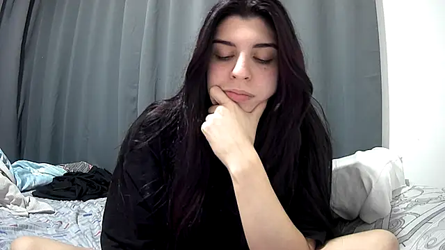 Snapshot of violetazein7 chatting on 06.29.26 violetazein7 online show from 06.29.26