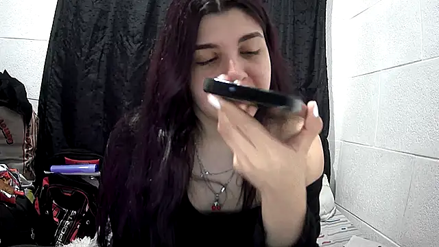 Snapshot of violetazein7 chatting on 07.14.26 violetazein7 online show from 07.14.26