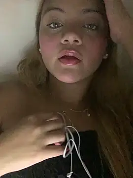 Snapshot of ayla0881 chatting on 02.22.26 ayla0881 online show from 02.22.26