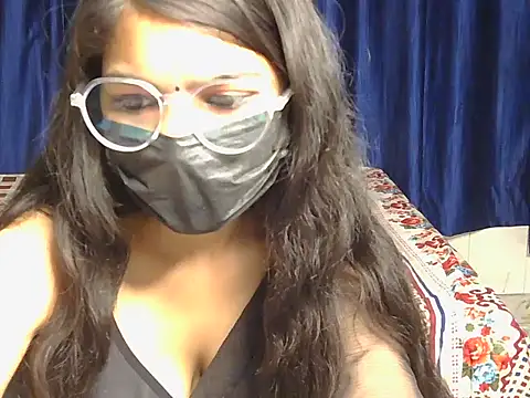 Snapshot of its-sarika01 chatting on 05.16.26 its-sarika01 online show from 05.16.26