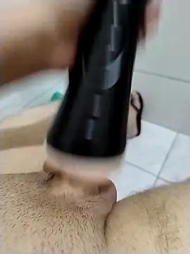 Snapshot of batmki chatting on 02.20.26 batmki online show from 02.20.26