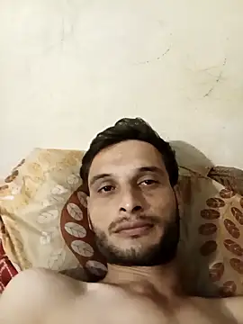 Snapshot of Beinghorny83 chatting on 03.01.26 Beinghorny83 online show from 03.01.26