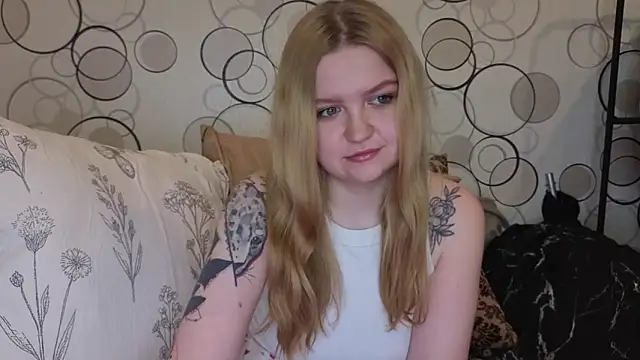 Snapshot of AnitaXVine chatting on 06.01.26 AnitaXVine online show from 06.01.26