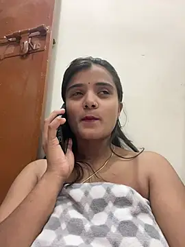 Snapshot of assybauty chatting on 05.26.26 assybauty online show from 05.26.26