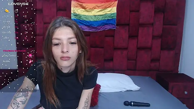 Snapshot of barby_jones25 chatting on 07.14.26 barby jones25 online show from 07.14.26