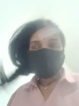 Snapshot of Desi_Couple_P chatting on 07.21.26 Desi Couple P online show from 07.21.26