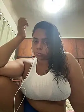 Snapshot of fromjungle chatting on 02.25.26 fromjungle online show from 02.25.26