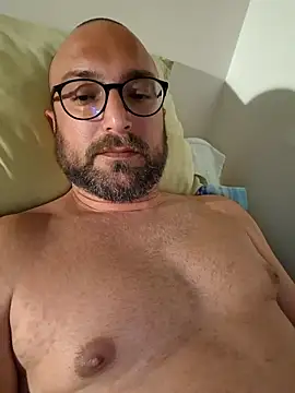 Snapshot of cetriolino chatting on 04.20.26 cetriolino online show from 04.20.26