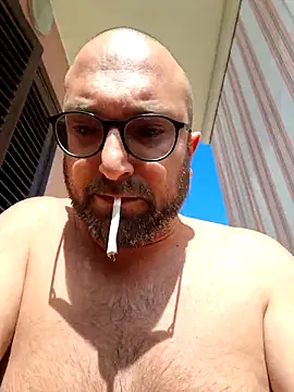 Snapshot of cetriolino chatting on 05.18.26 cetriolino online show from 05.18.26