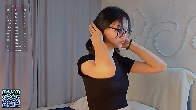 BeatrisRosel online show from 04.17.26