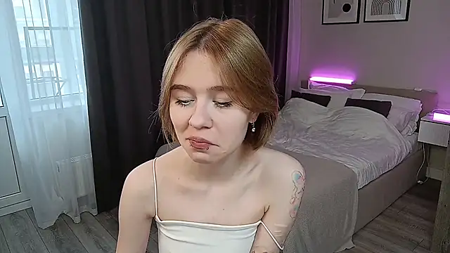 Snapshot of MyBabyLana chatting on 05.20.26 MyBabyLana online show from 05.20.26
