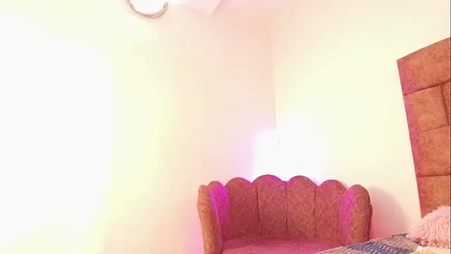 Snapshot of Eva_slutNasty chatting on 02.24.26 Eva slutNasty online show from 02.24.26