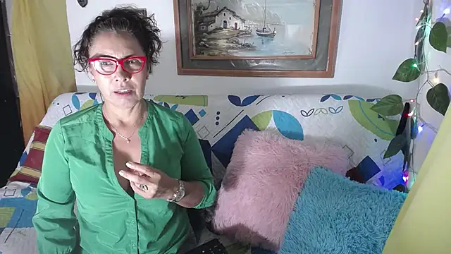 Snapshot of Merry-Olsen chatting on 02.17.26 Merry-Olsen online show from 02.17.26