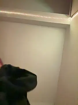 Snapshot of Milli-Kiss chatting on 02.26.26 Milli-Kiss online show from 02.26.26