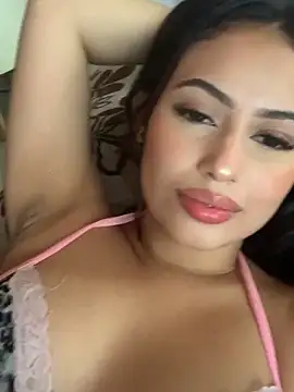 Snapshot of evaRose chatting on 05.29.26 evaRose online show from 05.29.26