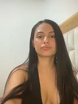 Snapshot of evaRose chatting on 05.30.26 evaRose online show from 05.30.26