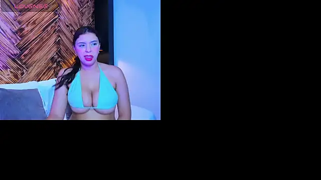Snapshot of evelin_villan chatting on 06.05.26 evelin villan online show from 06.05.26