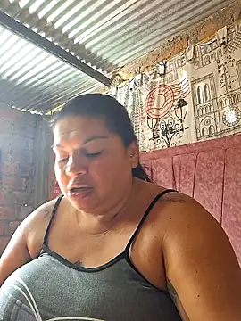 Snapshot of Juli_Powl chatting on 02.25.26 Juli Powl online show from 02.25.26