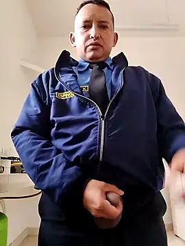 Hachi28 online show from 04.23.26