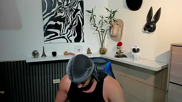 Snapshot of BENEDIICK chatting on 02.20.26 BENEDIICK online show from 02.20.26