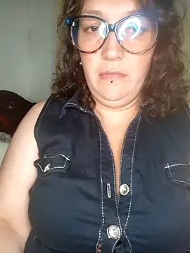  Saraqueen online show from 04.05.26