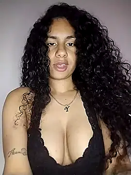 Snapshot of RizHoney chatting on 02.21.26 RizHoney online show from 02.21.26