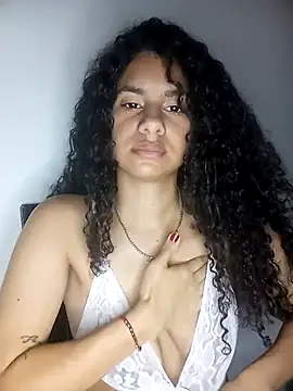 RizHoney online show from 04.17.26