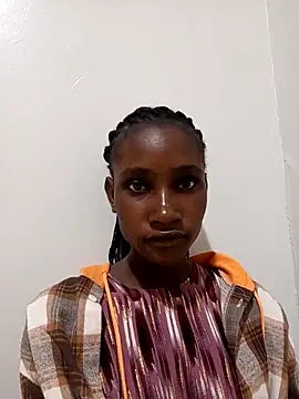 Snapshot of longclit26 chatting on 02.14.26 longclit26 online show from 02.14.26