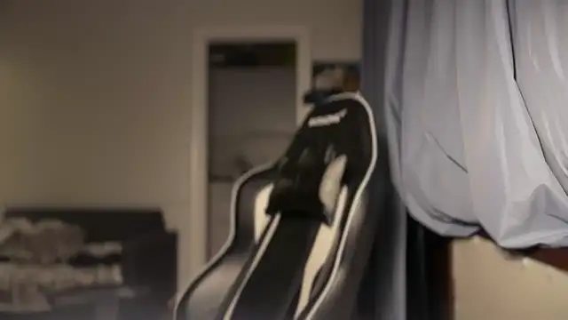 Snapshot of Leylia_Lily chatting on 04.12.26 Leylia Lily online show from 04.12.26