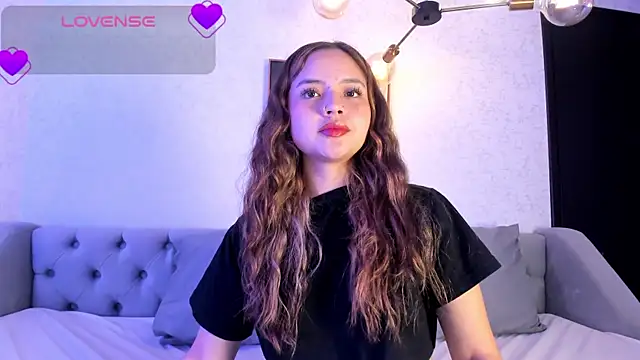 Snapshot of MAGIC_EMMA_ chatting on 02.17.26 MAGIC EMMA online show from 02.17.26