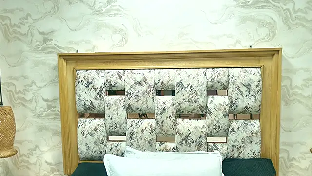 Snapshot of channel_sm chatting on 02.16.26 channel sm online show from 02.16.26