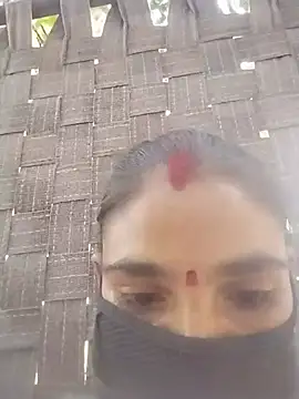 Snapshot of Seenu---Thakur chatting on 06.28.26 Seenu---Thakur online show from 06.28.26
