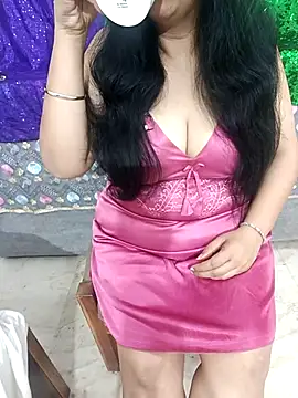 Snapshot of Hot_Sonniyaa chatting on 02.15.26 Hot Sonniyaa online show from 02.15.26